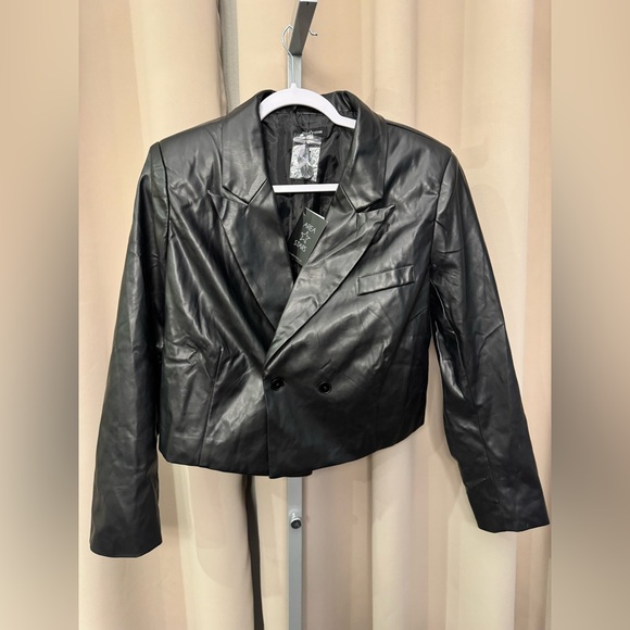 Area, stars, faux leather jacket - Picture 3 of 6